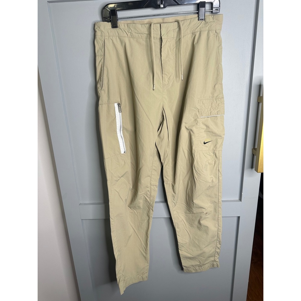 Nike Sportswear Mens Cargo Pants Khaki Tan Nylon Tapered Utility Size Medium 30